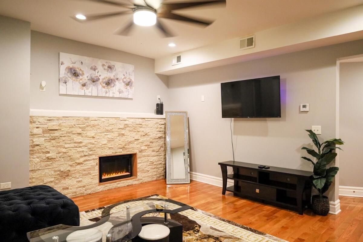 Appartamento Gorgeous 4Bdr In Chicago,15Mins From Dwtn Esterno foto